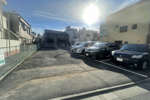 西蒲田6-9荻野駐車場