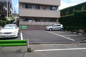 アクアマーレ多摩川駐車場