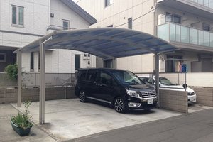 セルバビータ駐車場